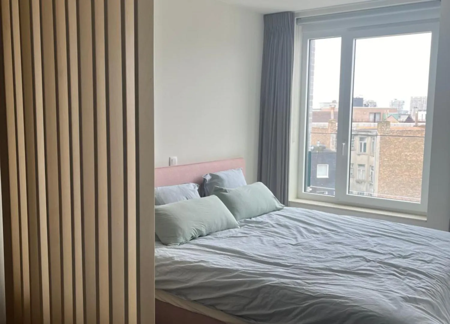 Penthouse Studio Voor 2 Met 2 Ruime Terrassen Op 6 Min Wandelen Van Het Strand Van Oostende 아파트